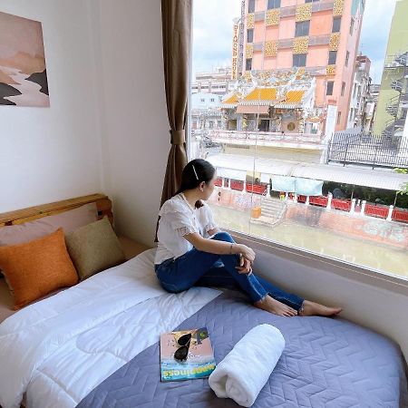 Lively And Cozy Canal House ,Entire House 방콕 외부 사진