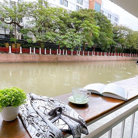 Lively And Cozy Canal House ,Entire House 방콕 외부 사진