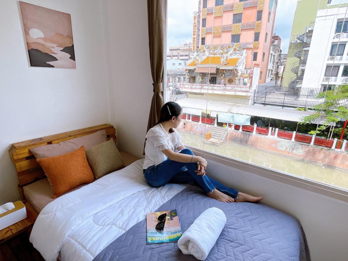 Lively And Cozy Canal House ,Entire House 방콕 외부 사진