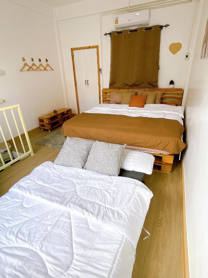 Lively And Cozy Canal House ,Entire House 방콕 외부 사진