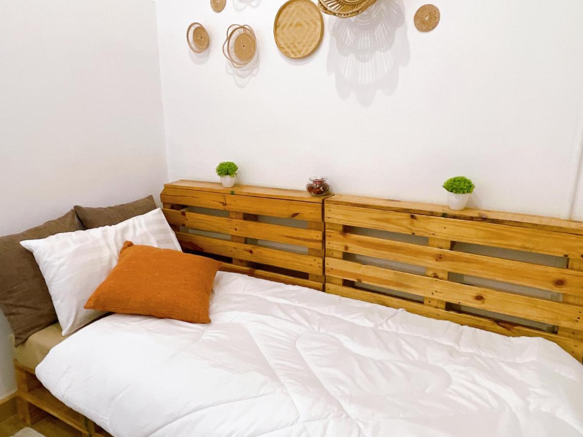 Lively And Cozy Canal House ,Entire House 방콕 외부 사진