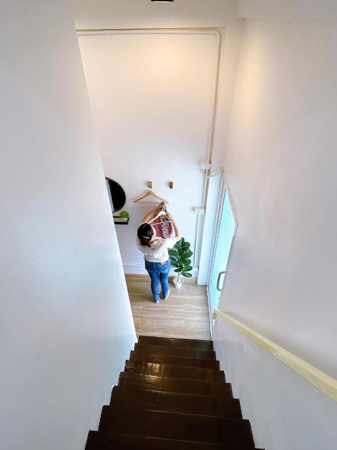 Lively And Cozy Canal House ,Entire House 방콕 외부 사진
