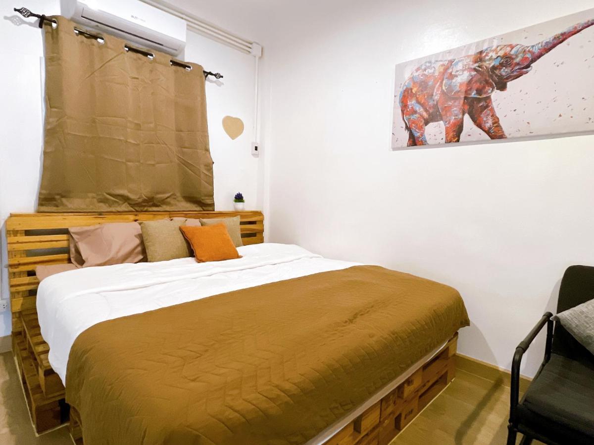 Lively And Cozy Canal House ,Entire House 방콕 외부 사진